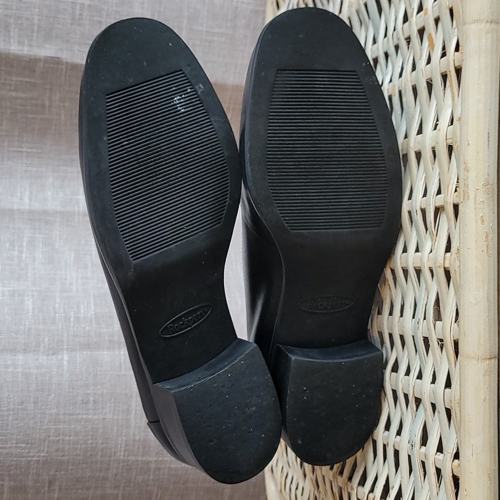Rockport Women's Black Loafers - Picture 7 of 8
